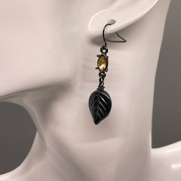 Champagne crystal earrings set gunmetal with leaf handmade - Picture 4 of 8